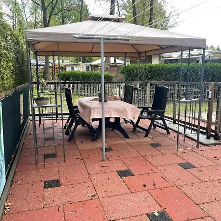Campsite Nette Stacaravan 'T Veluws Hof Hoenderloo