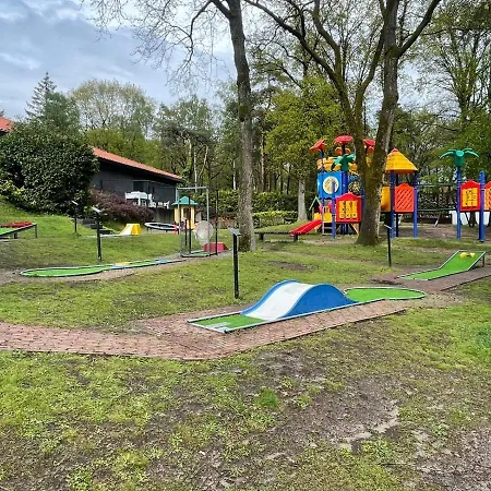 Campsite Nette Stacaravan 'T Veluws Hof Hoenderloo